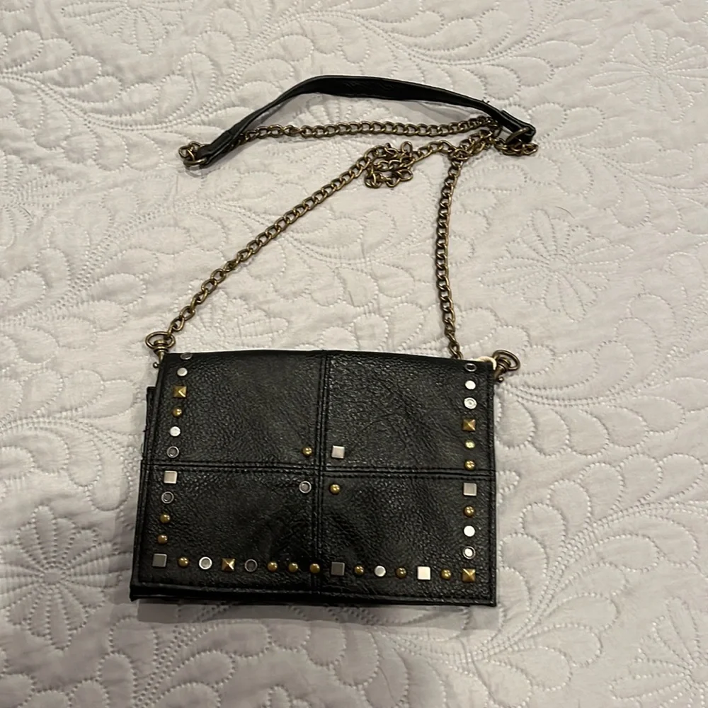 Purses - Picture 3 of 4
